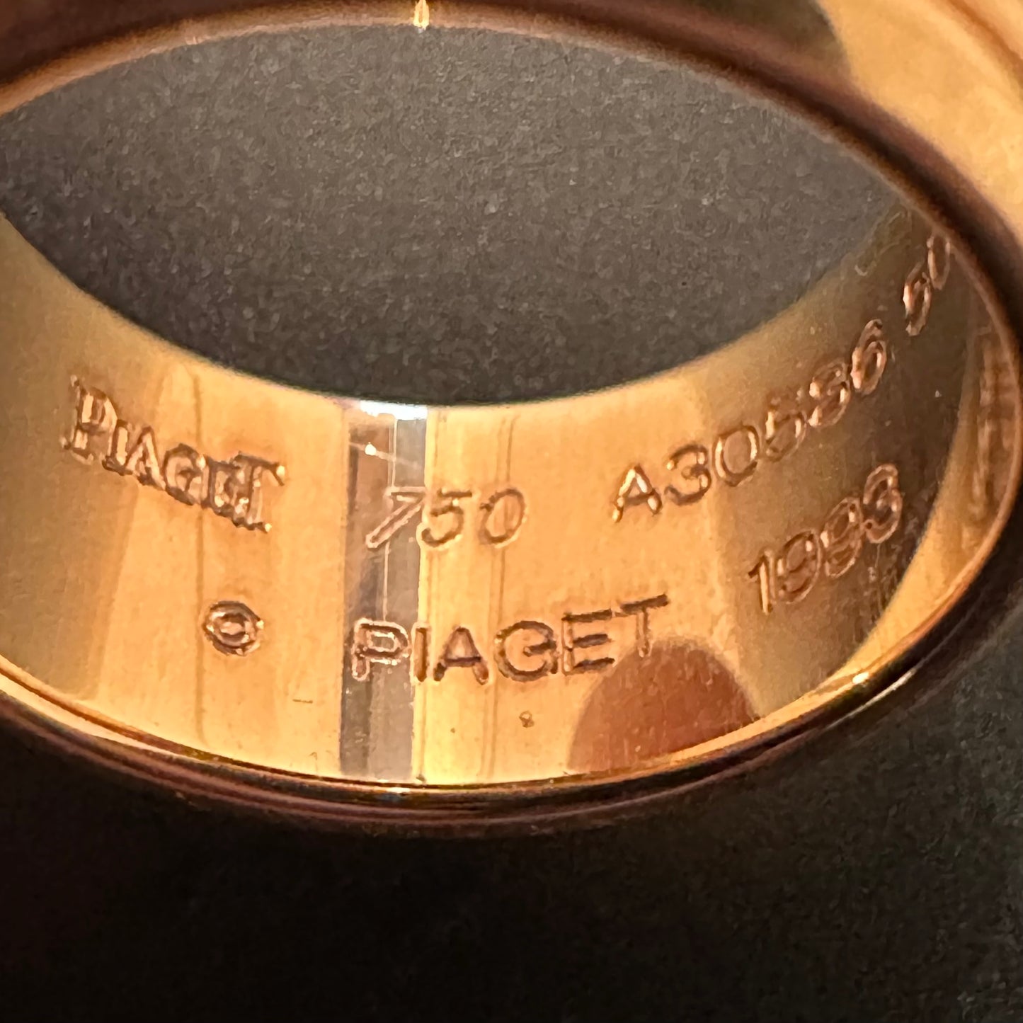 93s PIAGET Possession ring vintage 750