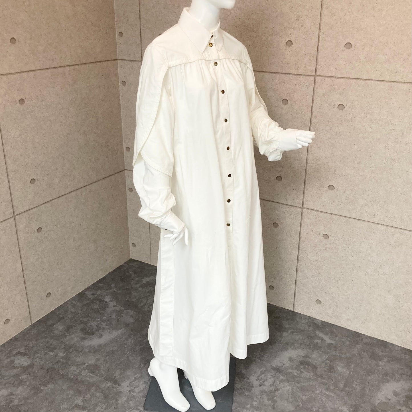 Spring2017 Celine by Phoebe Philo Puff sleeve dress