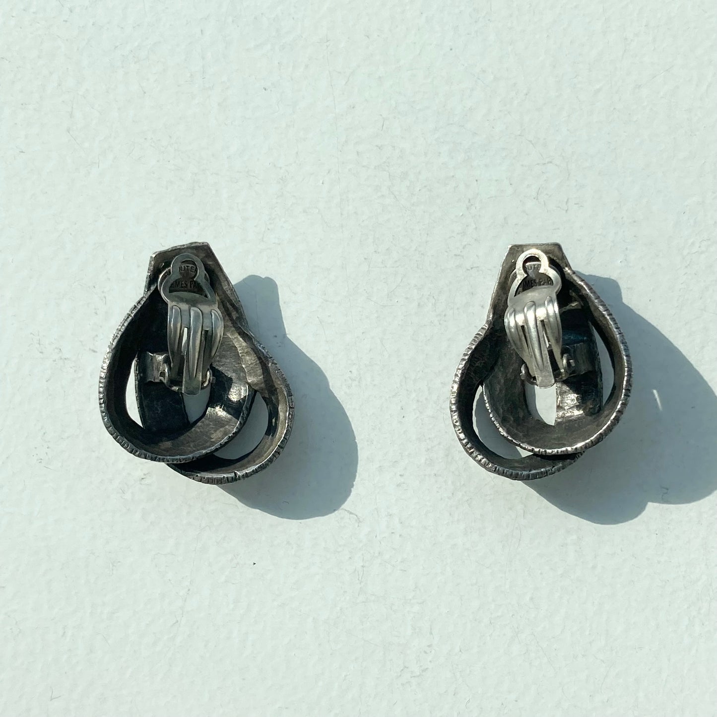 70s Hermès Ribbon motif earring vintage