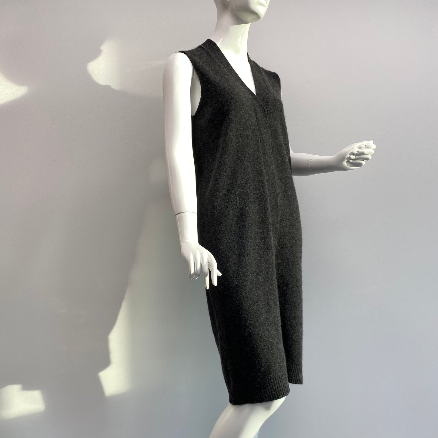 Fall2002 Hermès by Martin Margiela sleeveless knit