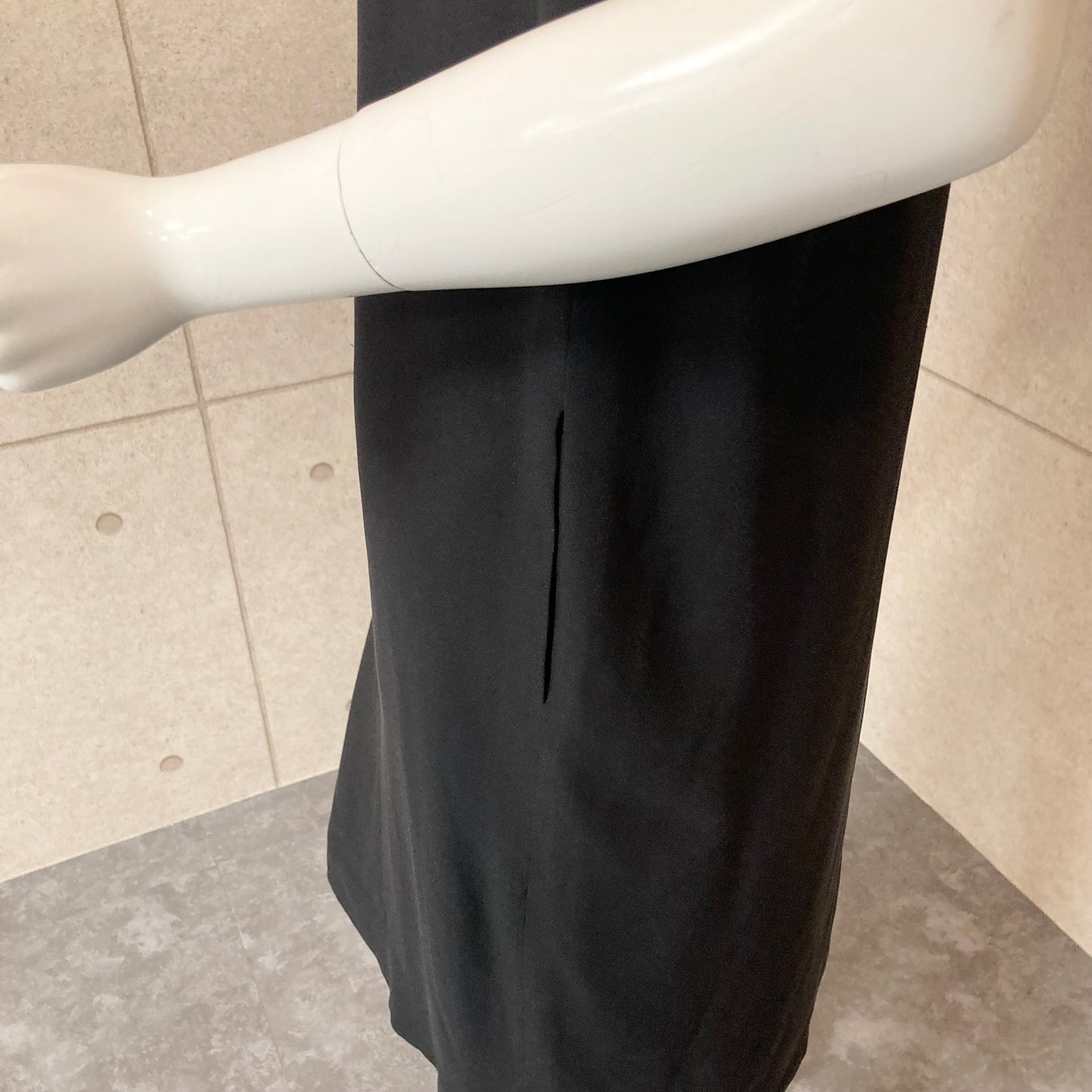 Fall2000 Hermès by Martin Margiela High neck silk sleeveless dress