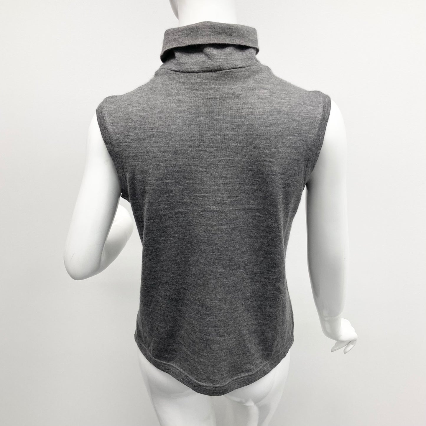 Fall2000 Hermès by Martin Margiela High neck sleeveless knit